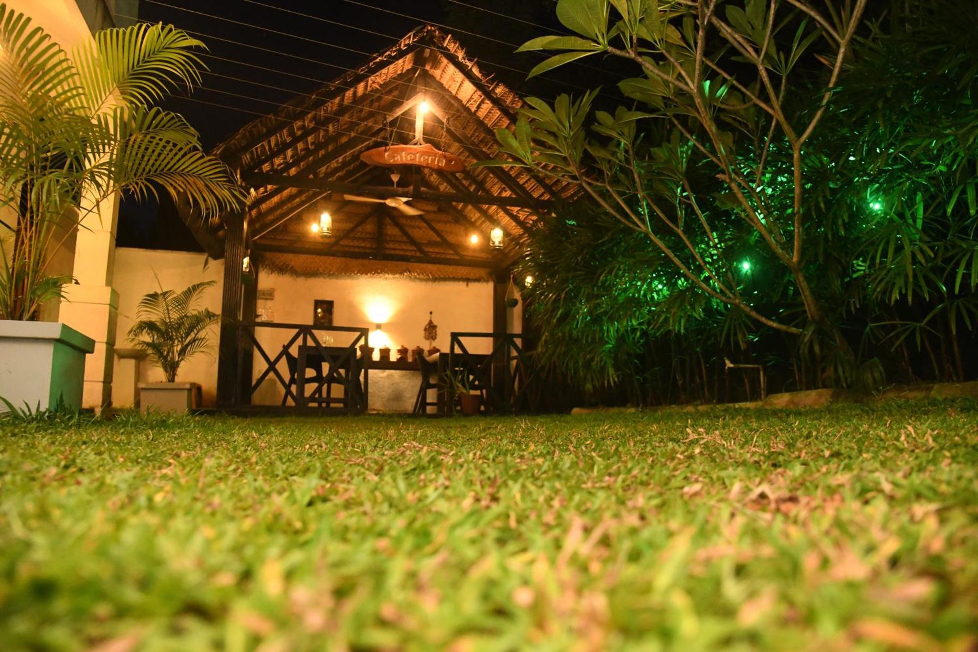 Wild Park Safari Home Stay Udawalawe Luaran gambar