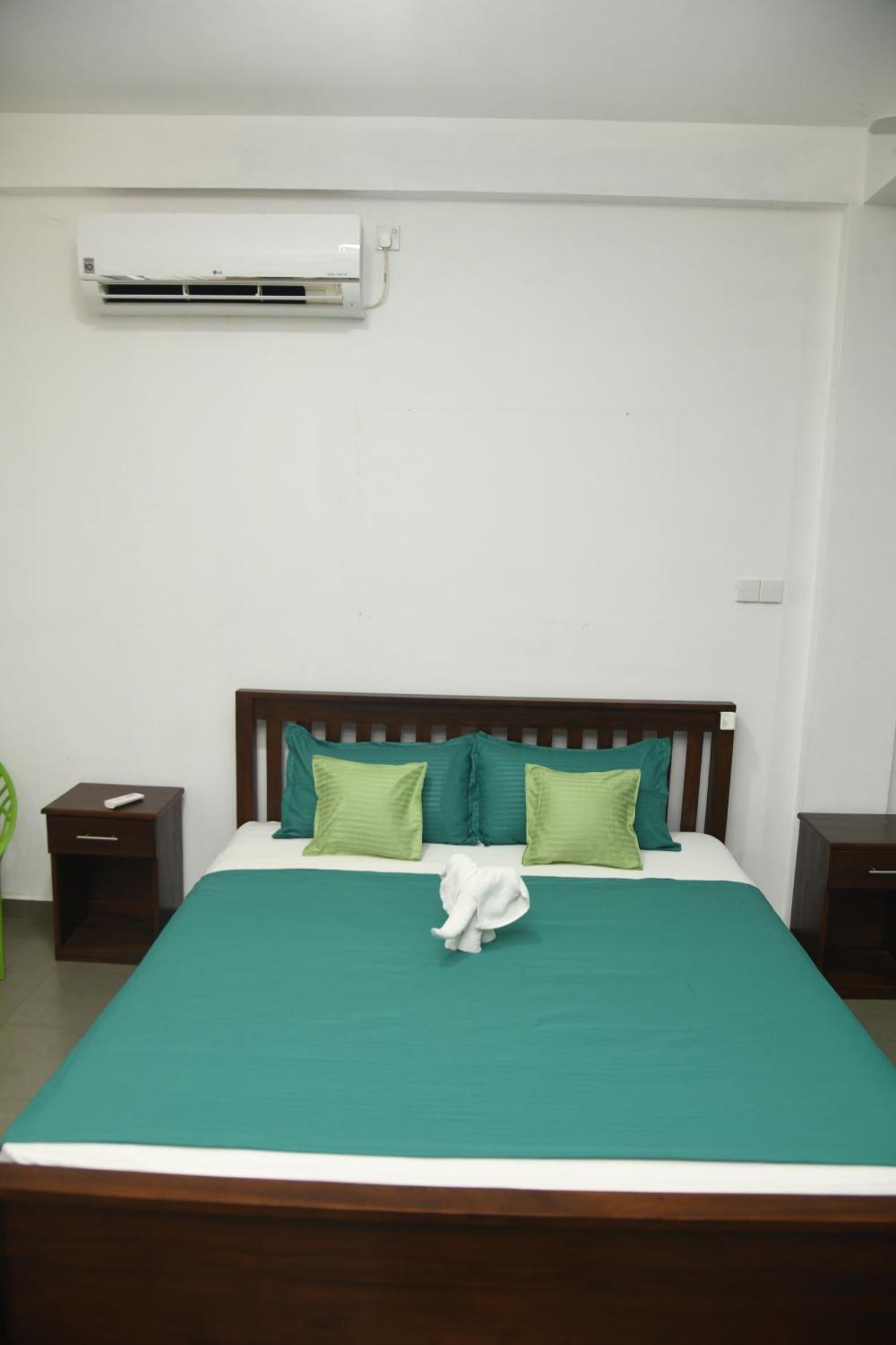 Wild Park Safari Home Stay Udawalawe Luaran gambar