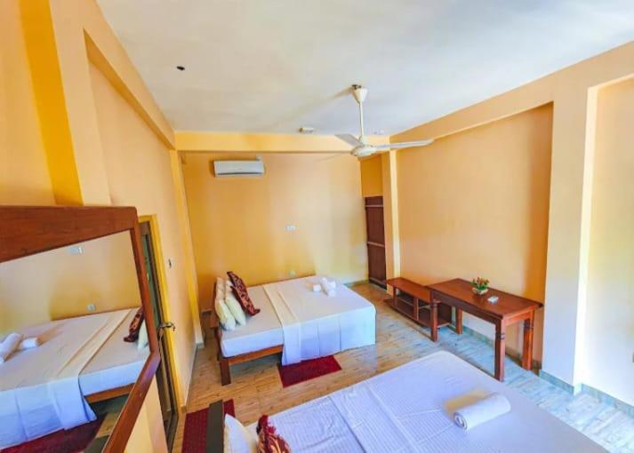 Wild Park Safari Home Stay Udawalawe Luaran gambar